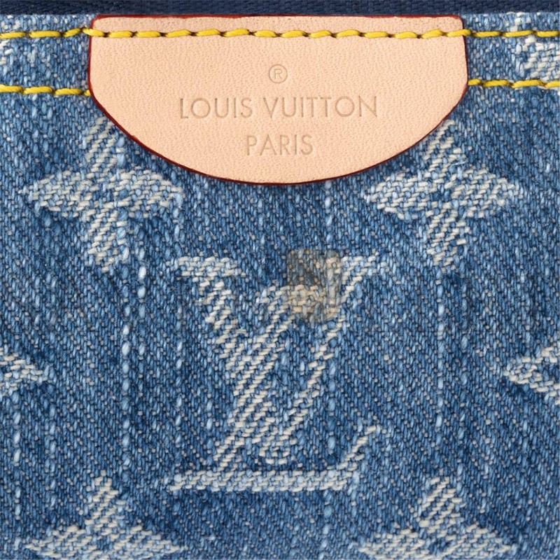 LOUIS VUITTON ZIPPY KEY POUCH M82961 (12*7*2cm) LOUIS VUITTON ZIPPY KEY POUCH M82961 (12*7*2cm)