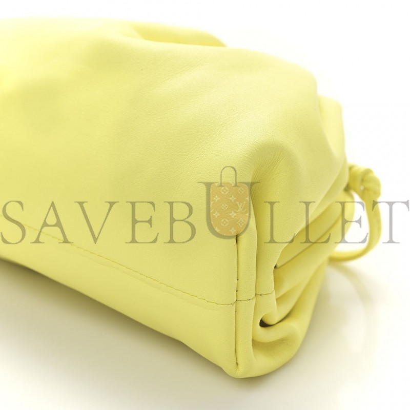 BOTTEGA VENETA BUTTER CALFSKIN THE MINI POUCH SHERBERT (23*13*6cm) BOTTEGA VENETA BUTTER CALFSKIN THE MINI POUCH SHERBERT (23*13*6cm)