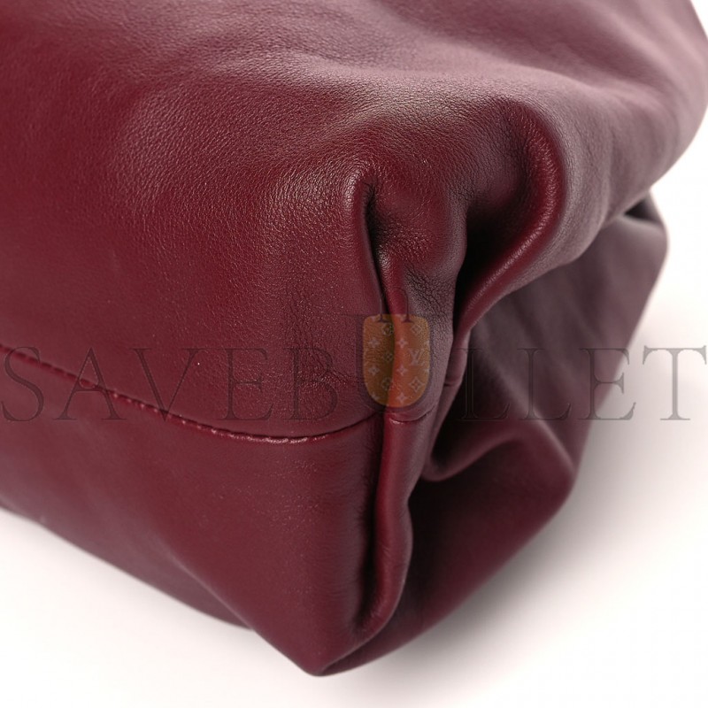 BOTTEGA VENETA SMOOTH BUTTER CALF THE POUCH OVERSIZED CLUTCH BORDEAUX (37*21*8cm) BOTTEGA VENETA SMOOTH BUTTER CALF THE POUCH OVERSIZED CLUTCH BORDEAUX (37*21*8cm)