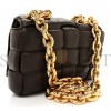 BOTTEGA VENETA LAMBSKIN MAXI INTRECCIO PADDED CHAIN CASSETTE CROSSBODY BAG FONDANT (25*17*8cm) BOTTEGA VENETA LAMBSKIN MAXI INTRECCIO PADDED CHAIN CASSETTE CROSSBODY BAG FONDANT (25*17*8cm)