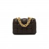 BOTTEGA VENETA LAMBSKIN MAXI INTRECCIO PADDED CHAIN CASSETTE CROSSBODY BAG FONDANT (25*17*8cm) BOTTEGA VENETA LAMBSKIN MAXI INTRECCIO PADDED CHAIN CASSETTE CROSSBODY BAG FONDANT (25*17*8cm)
