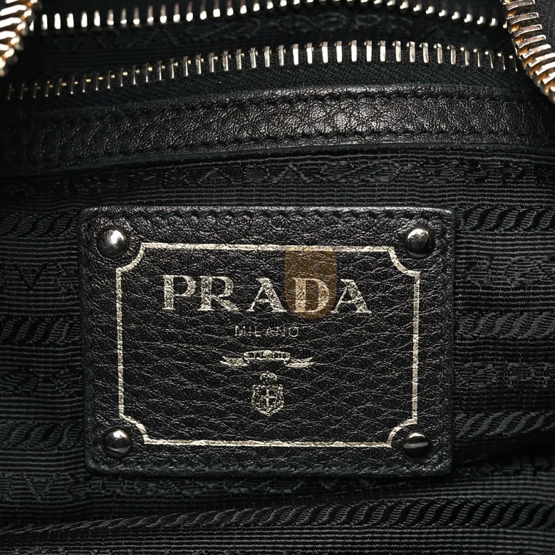 PRADA VITELLO DAINO HOBO BLACK (36*30*15cm) PRADA VITELLO DAINO HOBO BLACK (36*30*15cm)