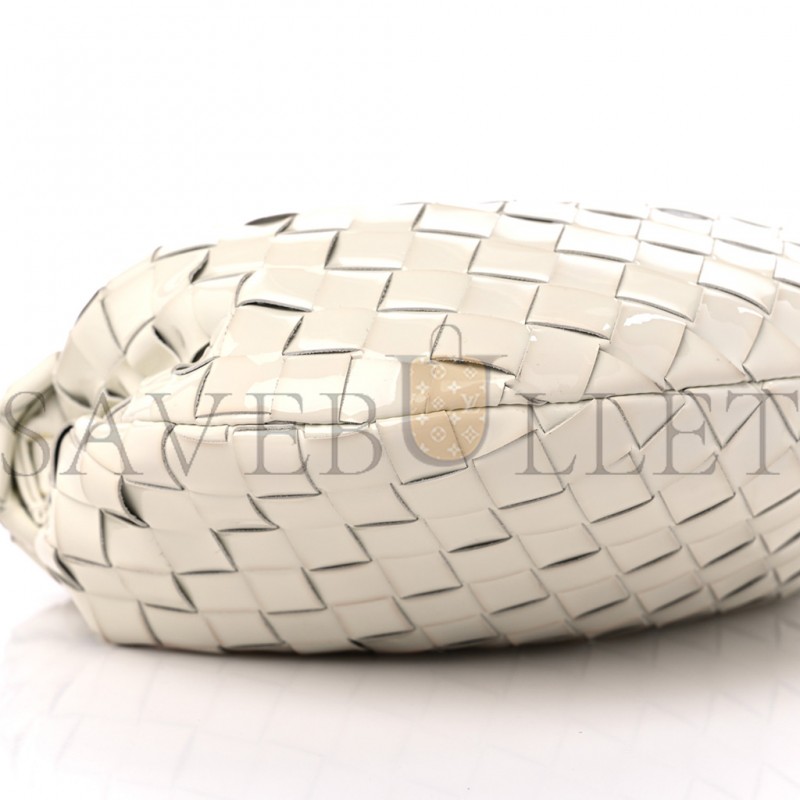 BOTTEGA VENETA PATENT NAPPA INTRECCIATO MINI JODIE WHITE (24*12*8cm) BOTTEGA VENETA PATENT NAPPA INTRECCIATO MINI JODIE WHITE (24*12*8cm)