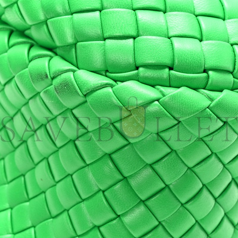BOTTEGA VENETA RUBBER PADDED INTRECCIATO MINI JODIE PARAKEET (25*15*8cm) BOTTEGA VENETA RUBBER PADDED INTRECCIATO MINI JODIE PARAKEET (25*15*8cm)