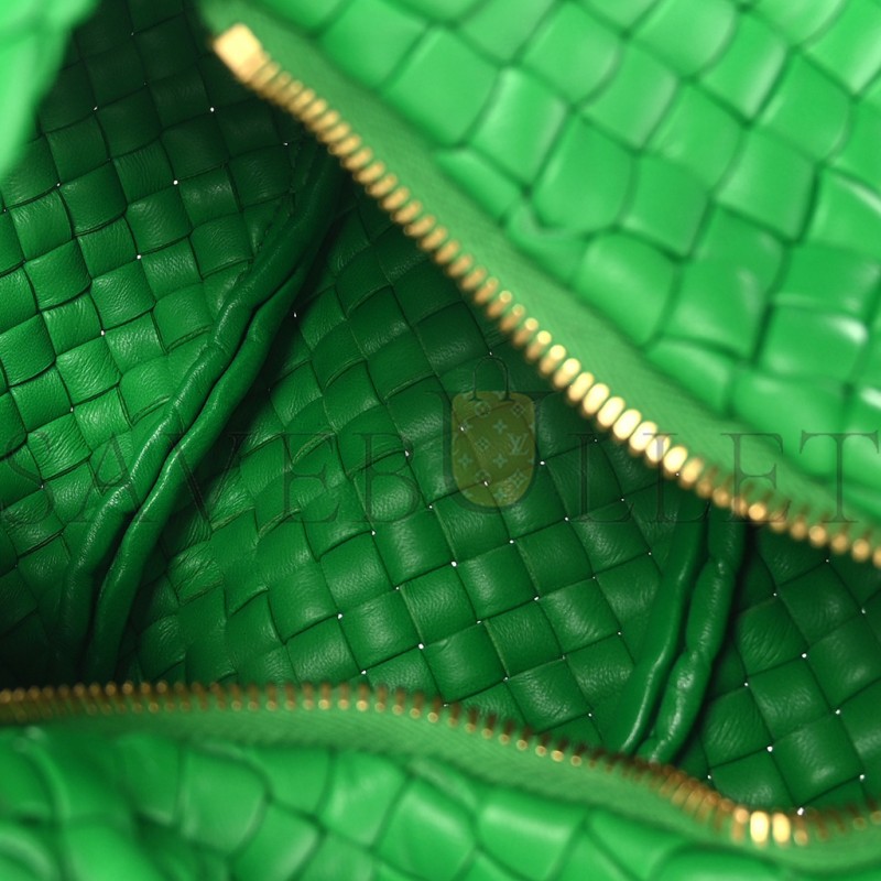 BOTTEGA VENETA RUBBER PADDED INTRECCIATO MINI JODIE PARAKEET (25*15*8cm) BOTTEGA VENETA RUBBER PADDED INTRECCIATO MINI JODIE PARAKEET (25*15*8cm)