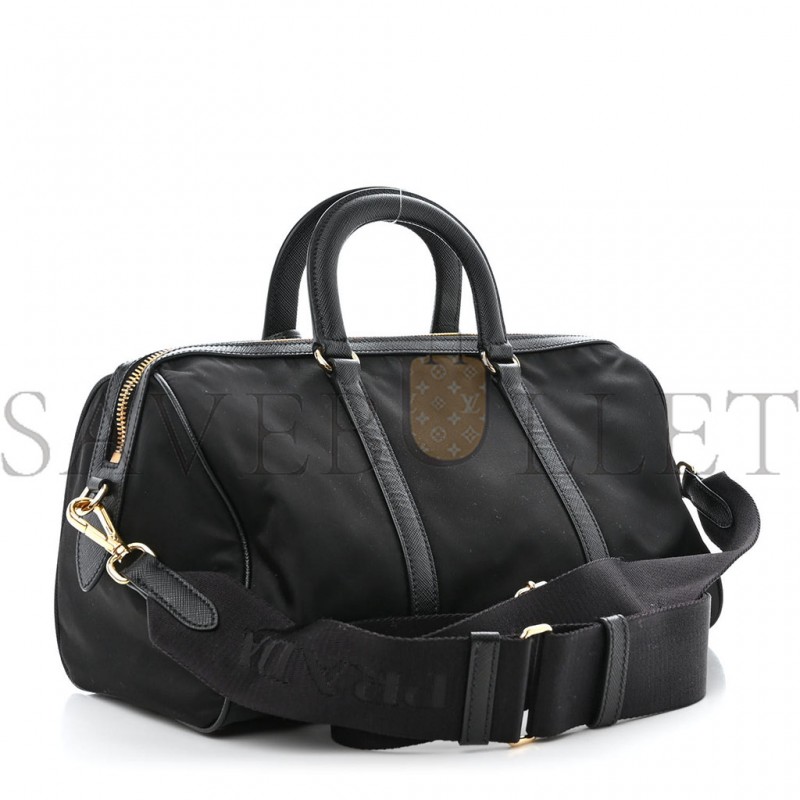 PRADA NYLON SAFFIANO RE-EDITION 2005 TOP HANDLE BAG BLACK (20*11*10cm) PRADA NYLON SAFFIANO RE-EDITION 2005 TOP HANDLE BAG BLACK (20*11*10cm)