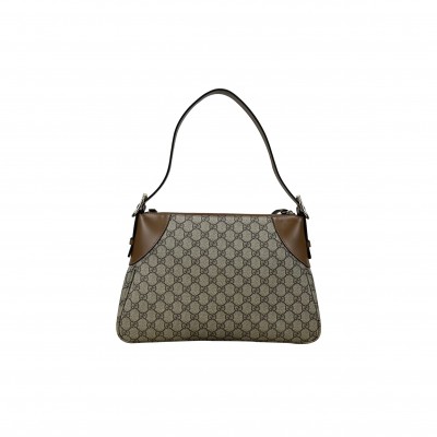 GUCCI GG EMBLEM LARGE SHOULDER BAG 815217 (37*23*8cm)