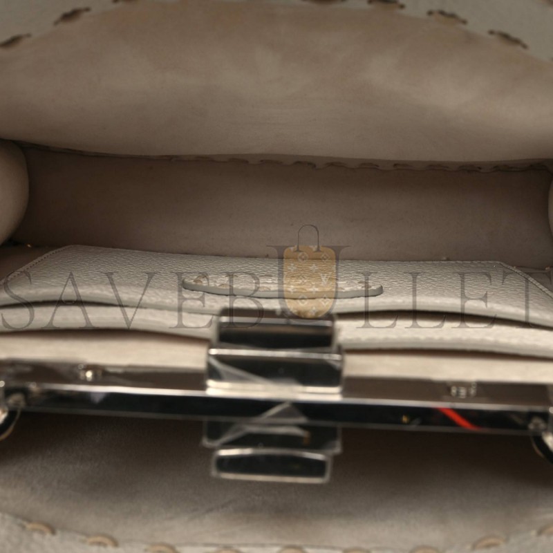 FENDI VITELLO GRANATO CAMOSCIO ELAPHE PYTHON PRINT MACRO STITCHINGS SMALL PEEKABOO I SEE U ICONIC SATCHEL WHITE ROCCIA (33*25*11cm) FENDI VITELLO GRANATO CAMOSCIO ELAPHE PYTHON PRINT MACRO STITCHINGS SMALL PEEKABOO I SEE U ICONIC SATCHEL WHITE ROCCIA (33*25*11cm)