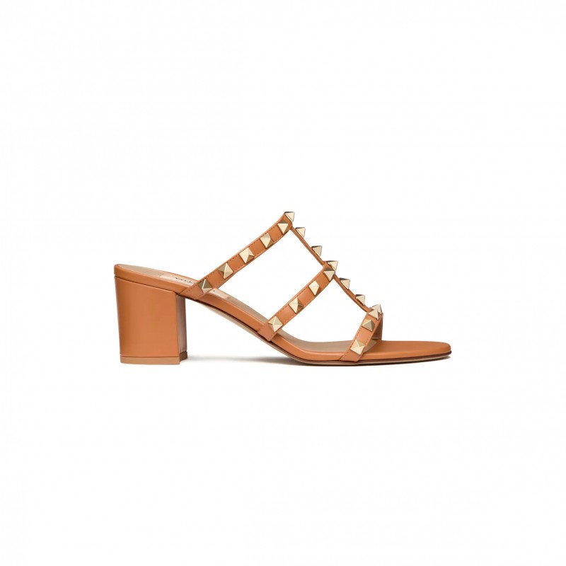 VALENTINO ROCKSTUD CALFSKIN LEATHER SLIDE SANDAL 60 MM 4W2S0C47VOD_KEL VALENTINO ROCKSTUD CALFSKIN LEATHER SLIDE SANDAL 60 MM 4W2S0C47VOD_KEL
