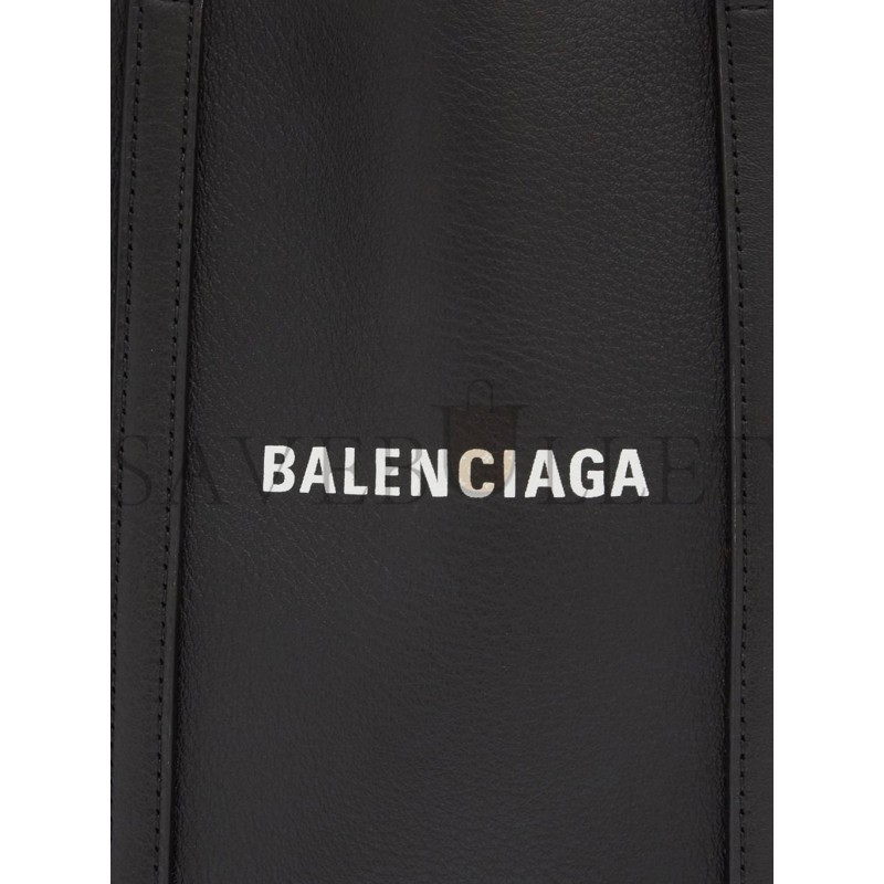 BALENCIAGA BLACK EVERYDAY LEATHER TOTE BAG MATCHESFASHION US (24.1*21.5*7.6cm)