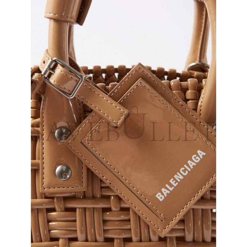 BALENCIAGA BEIGE BISTRO XS WOVEN FAUX-LEATHER BASKET BAG  MATCHESFASHION US (35.5*21*11cm)