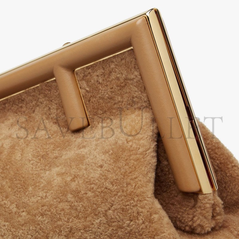 FENDI FIRST MEDIUM - BEIGE SHEEPSKIN BAG 8BP127AHNAF0J2D (32.5*23.5*15cm) FENDI FIRST MEDIUM - BEIGE SHEEPSKIN BAG 8BP127AHNAF0J2D (32.5*23.5*15cm)