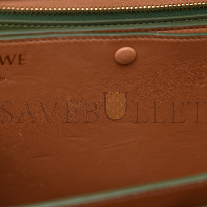 LOEWE SILK CALFSKIN GOYA BAG AVOCADO (22*15*7cm) LOEWE SILK CALFSKIN GOYA BAG AVOCADO (22*15*7cm)