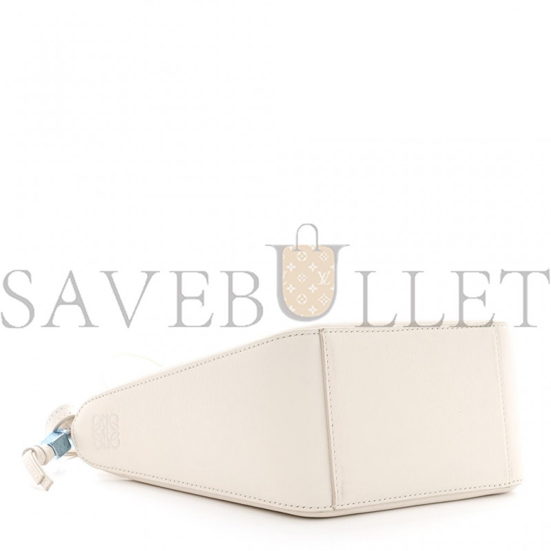LOEWE CALFSKIN MINI HAMMOCK HOBO SOFT WHITE (17*15*10cm) LOEWE CALFSKIN MINI HAMMOCK HOBO SOFT WHITE (17*15*10cm)