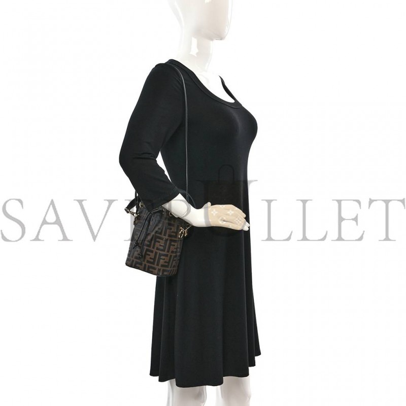 FENDI VITELLO LIBERTY F IS FENDI BI-COLOR FF 1974 EMBOSSED MINI MON TRESOR BUCKET BAG MAYA BLACK (18*11*10cm) FENDI VITELLO LIBERTY F IS FENDI BI-COLOR FF 1974 EMBOSSED MINI MON TRESOR BUCKET BAG MAYA BLACK (18*11*10cm)
